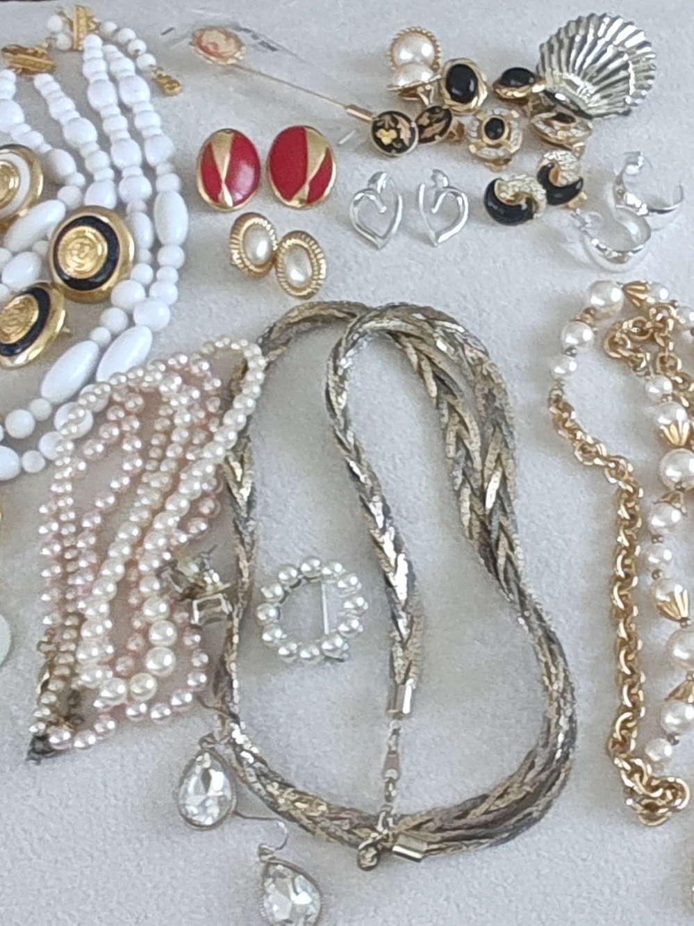 Vintage Jewelry Lot 25 PCS - Liz Claiborn, Napier, Monet And Other